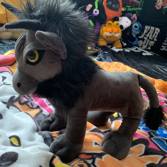 Demonic Beast Third Eye Plush - Picture 4 of 5